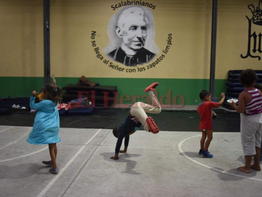 Niños de la caravana migrante, los inocentes rostros de quienes sobrellevan la ardua travesía hacia Estados Unidos