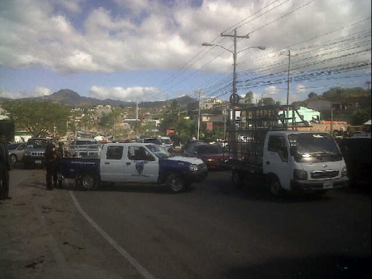 Policía frustra asalto a 'rapidito' en el anillo periférico
