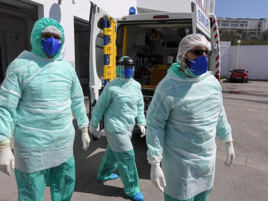 OMS: Faltan seis millones de enfermeros para enfrentar el Covid-19