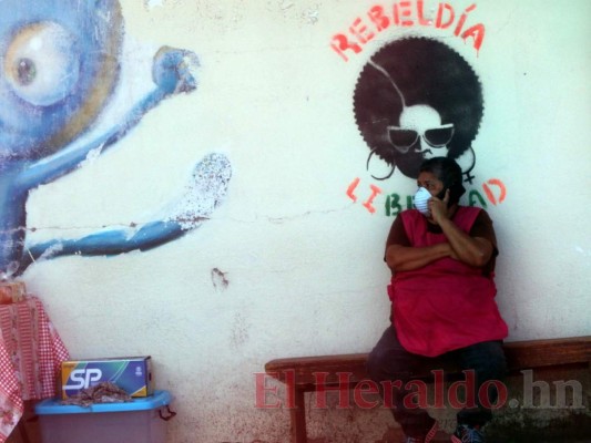 FOTOS: Capitalinos cumplen con el uso obligatorio de mascarillas ante la pandemia