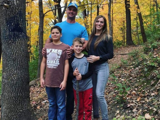 Pagó por una sesión profesional de fotos, pero el resultado fue ¡gracioso!