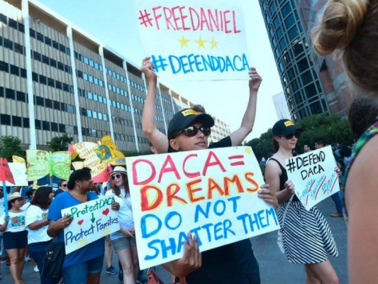 Estados Unidos ordenó aceptar renovaciones de DACA atrasadas por fallo postal&nbsp;&nbsp;