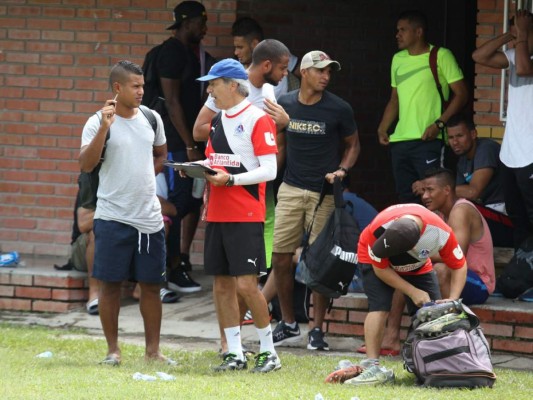 Restrepo: No sé si el DT de Plaza dude de sus jugadores