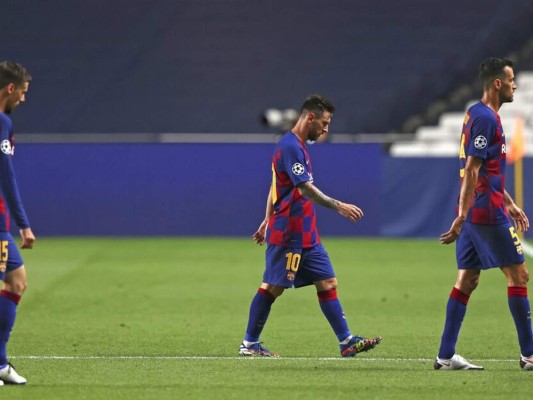 Barcelona convoca a reunión extraordinaria tras derrota en Champions