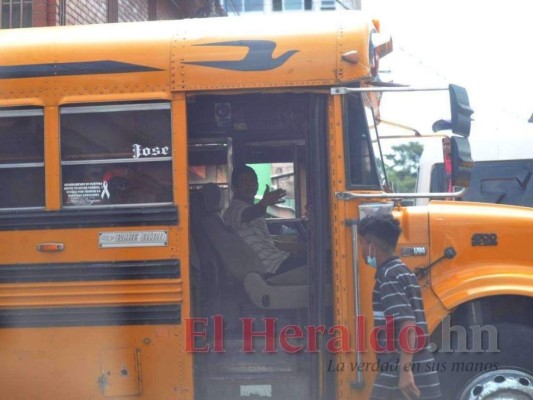 No se respeta protocolo de bioseguridad en el transporte urbano de la capital