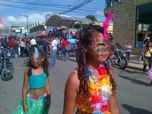 Progreseños viven a lo grande el cierre de la feria