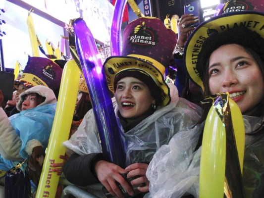 FOTOS: Lágrimas y rezos en bienvenida 2020, inicio de nueva década