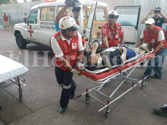 Honduras: Al menos siete heridos deja accidente vehicular en cuesta La Moramulca