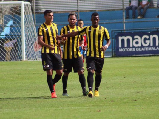 Real España empata 1-1 ante Municipal y clasifica a semifinales en la Copa Premier