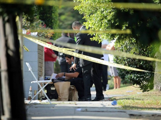 Tres muertos en tiroteo en restaurante de Los Ángeles