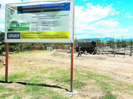 Honduras: Inicia millonaria inversión para fortalecer carreras en el CURLP