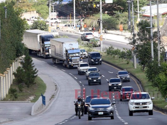 En caravana y fuertemente custodiadas, traslado de maletas electorales ya llega al 90% (FOTOS)