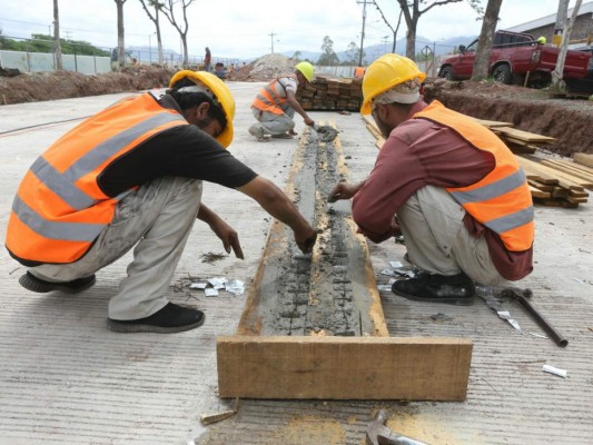 Parada del Trans 450 de la UNAH estará lista en un mes