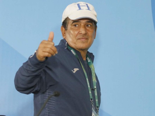 Jorge Luis Pinto: 'Hubiera querido que le dieran importancia al fútbol y no a pendejadas'