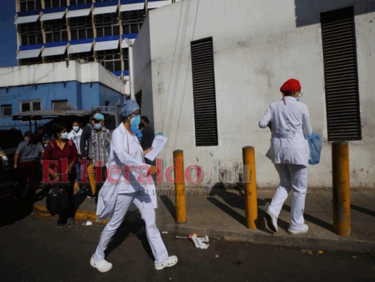 Triajes al tope y más muertos: Honduras a un año de la pandemia (Fotos)