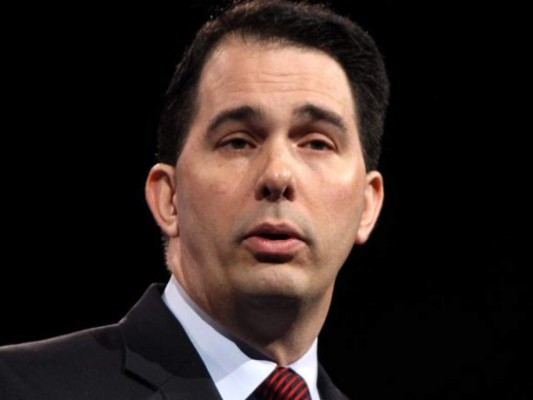 Donald Trump menciona a tres de sus rivales como posibles vicepresidentes