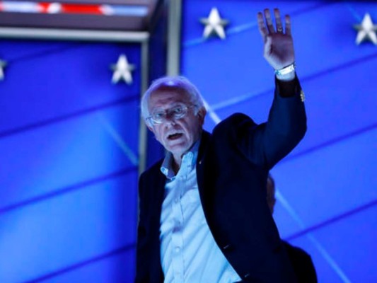 Sanders apoya candidatura de Clinton con llamado a la unión del partido