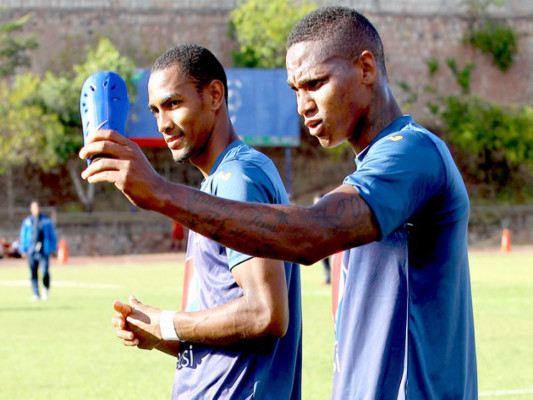 Bengtson y Welcome, una dupla que promete goles