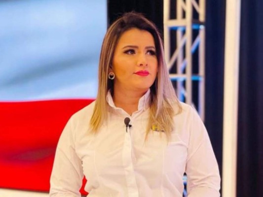 Así lucieron las presentadoras hondureñas en las elecciones primarias 2021
