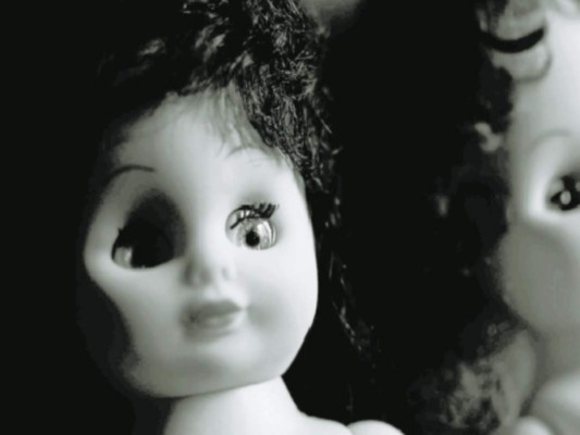 ¡Diabluras de hermanas!