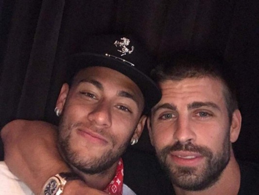 Gerard Piqué sobre el futuro de Neymar: 'Se queda'