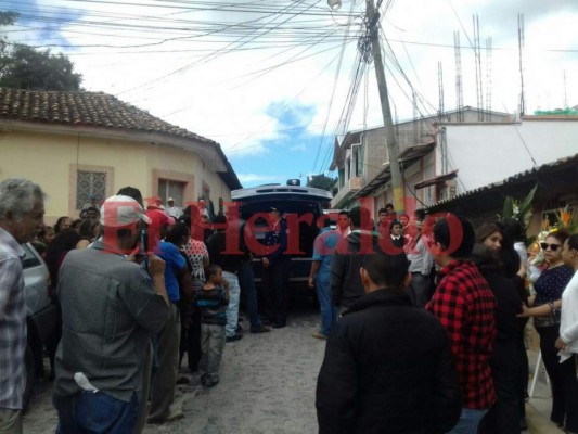 Restos del capitán del FAH-905 son llevados a Sabanagrande