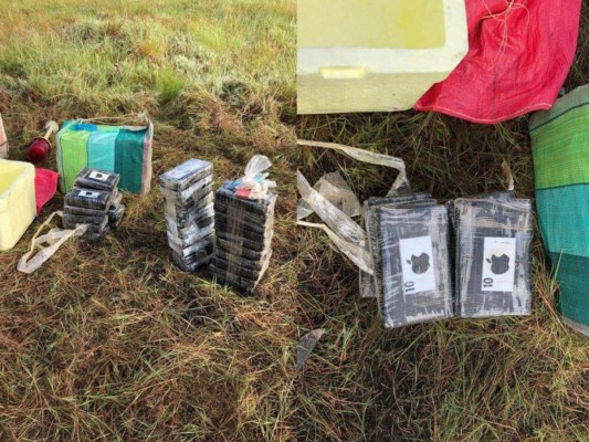 Interceptan supuesta narcoavioneta en pista clandestina de La Mosquitia hondureña