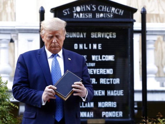 Trump oficializa retiro de EEUU de la Organización Mundial de la Salud