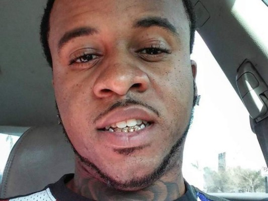 Balean a un hombre mientras transmitía en vivo por Facebook