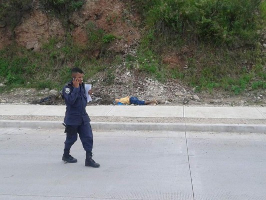 Encuentran cadáver en anillo periférico de la capital de Honduras