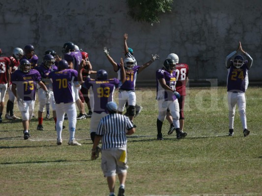 Centauros propina segunda caída en fila a Huracanes