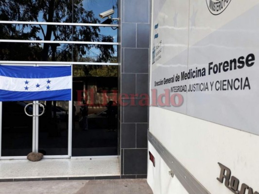 Más de 700 empleados de Medicina Forense amenazan con realizar paro de labores