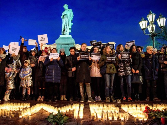 Indignación en Rusia tras el incendio de un centro comercial de Siberia