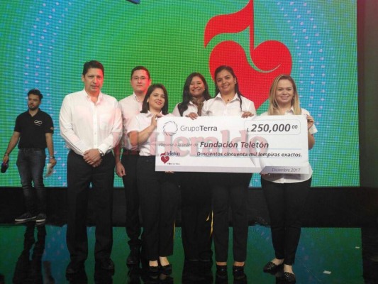 ¡Una gran fiesta de amor! Derroche de talento y solidaridad en la Teletón 2017