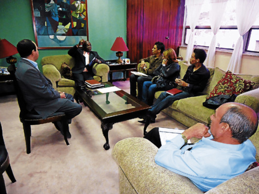 Realizarán teleradiomaratón a favor de la Casa de la Cultura de La Paz