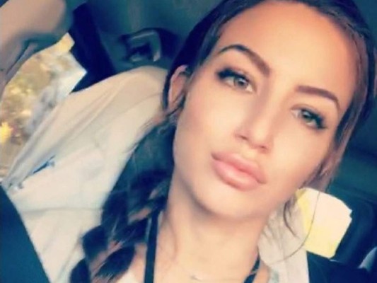 Mindy Sittinpretty, la doctora catalogada como la más hermosa del mundo