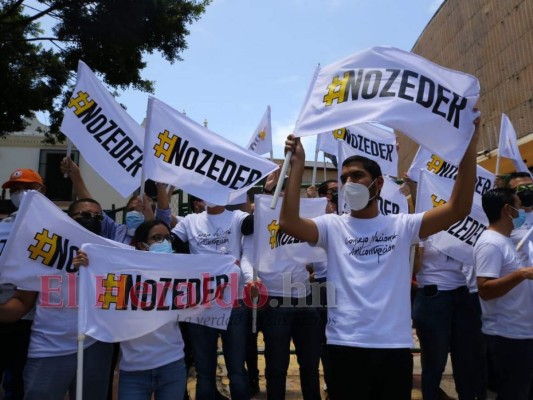 '#NoZeder': CNA entrega iniciativa ciudadana para derogar las ZEDE en Honduras