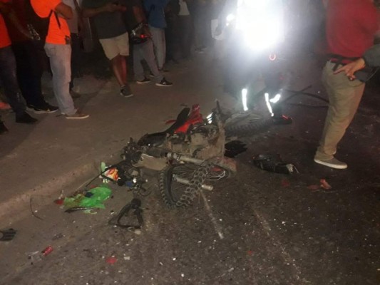 Aparatoso accidente deja varios heridos en Residencial Honduras