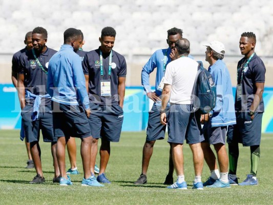 Honduras ya reconoció el estadio Mineirao, escenario del duelo ante Corea del Sur