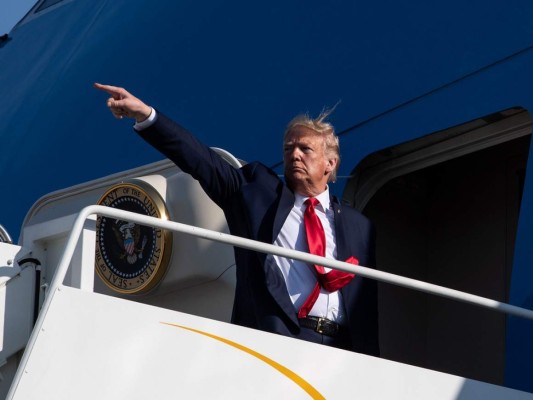 Gobierno de Trump rechaza ampliar ayuda extra por desempleo