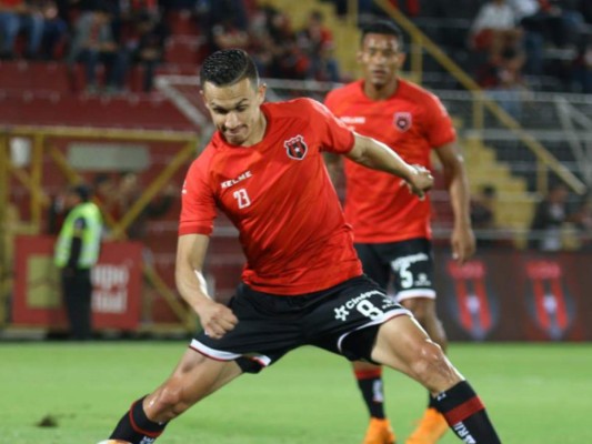 Alajuelense se lleva los tres puntos después de ganar 1-0 ante Carmelita