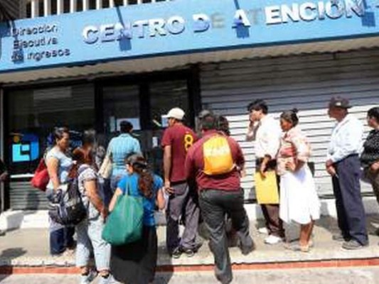 La desaparecida DEI aparece como una de las instituciones con mayores demandas laborales.