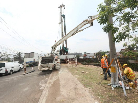 Caos vehicular por obras de túnel en el anillo periférico