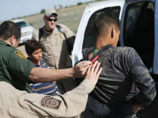 Estados Unidos solamente realizará reunificación de familias 'elegibles'