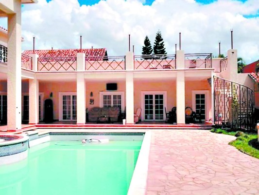 Honduras: Juzgado ordena 'cacería” a toda la fortuna de Mario Zelaya