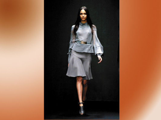 Dominicana Moda: Femenina y sofisticada