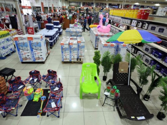 Variedad de productos y ofertas de verano ofrece La Mundial