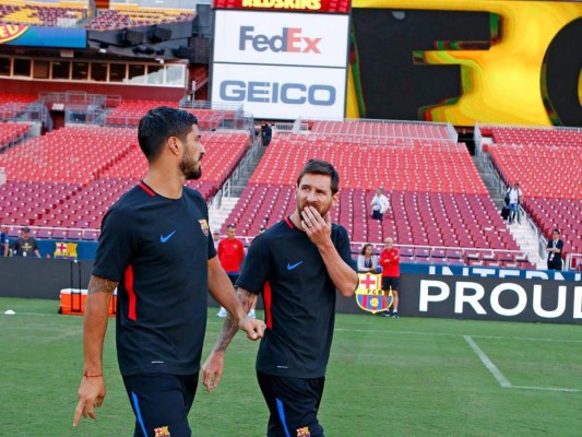 Barcelona aterrizó en Miami pensando en el clásico ante Real Madrid