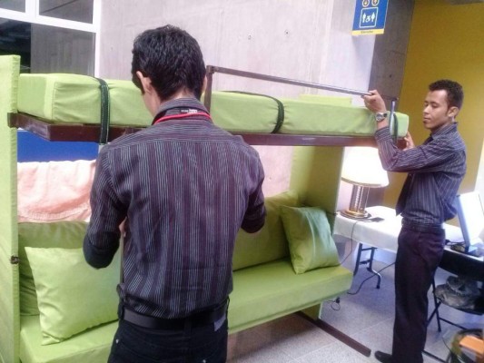 Jóvenes universitarios emprendedores presentan sus productos innovadores&nbsp;&nbsp;