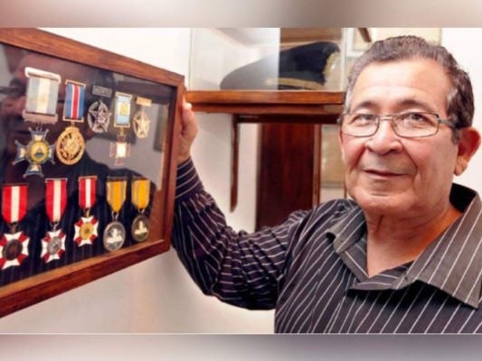 Asaltantes le dispararon por la espalda al coronel Pinel Cálix